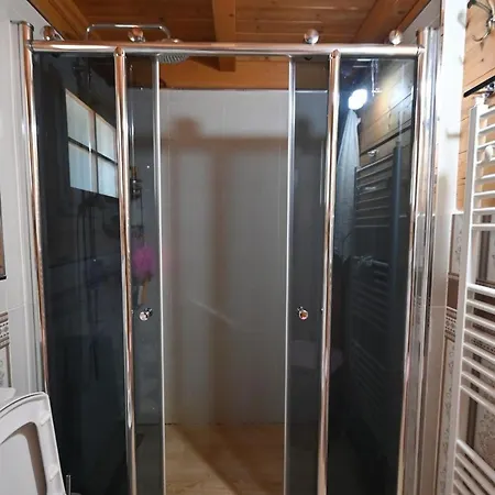 The Emerald Courtyard Ελβασάν