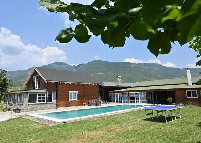 Villa The Emerald Courtyard Elbasan