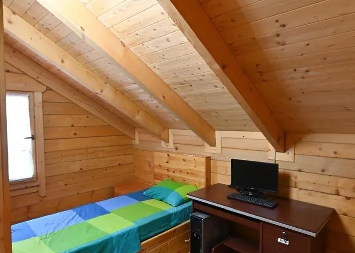 The Emerald Courtyard *