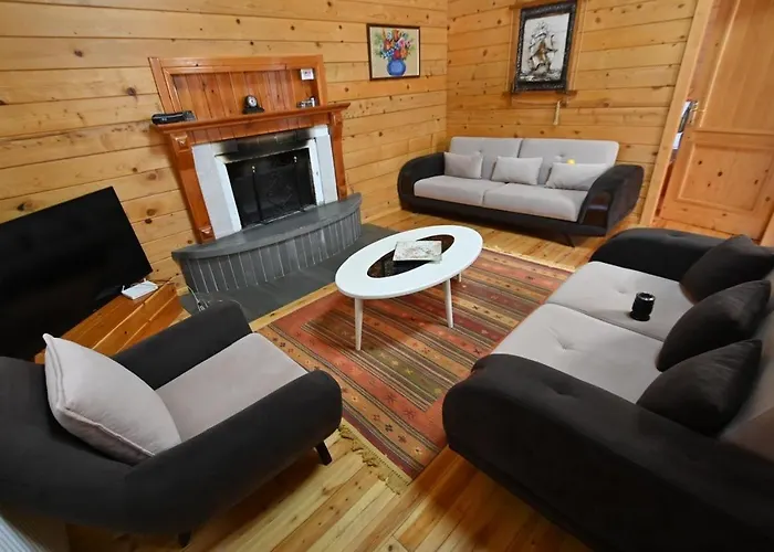 The Emerald Courtyard