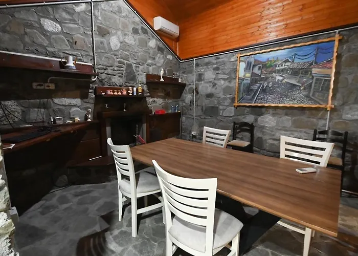 The Emerald Courtyard *