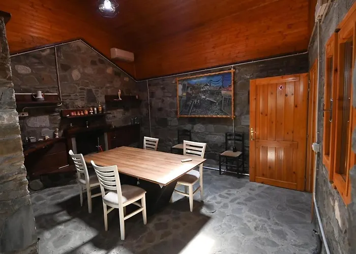 The Emerald Courtyard *