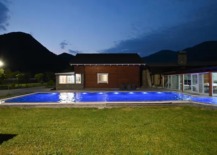 The Emerald Courtyard 别墅 爱尔巴桑