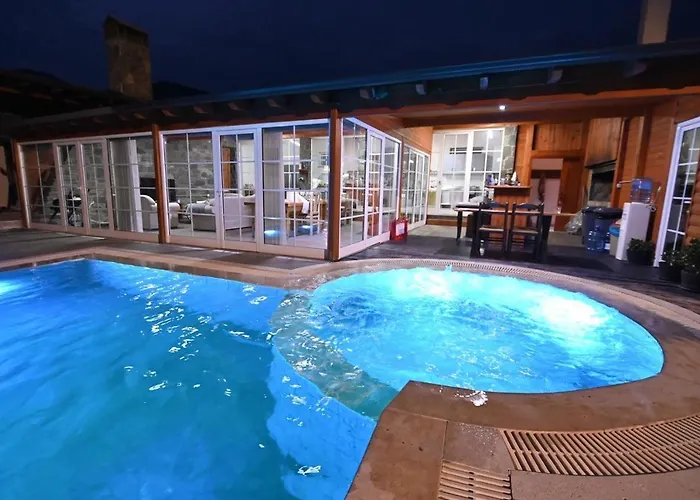 The Emerald Courtyard Villa *