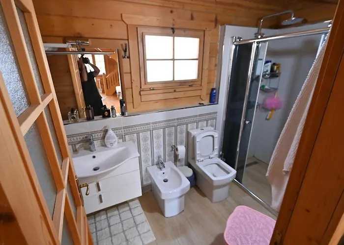 The Emerald Courtyard *