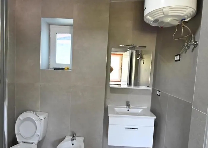 The Emerald Courtyard * Elbasan