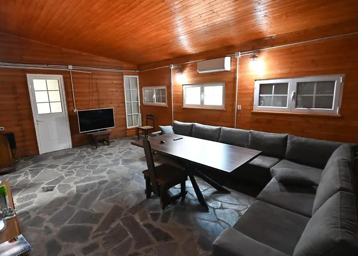 The Emerald Courtyard Villa *